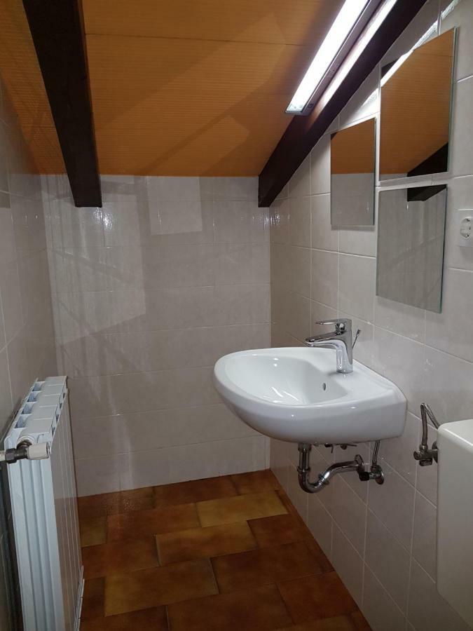 Apartment Slavi Випава Екстериор снимка