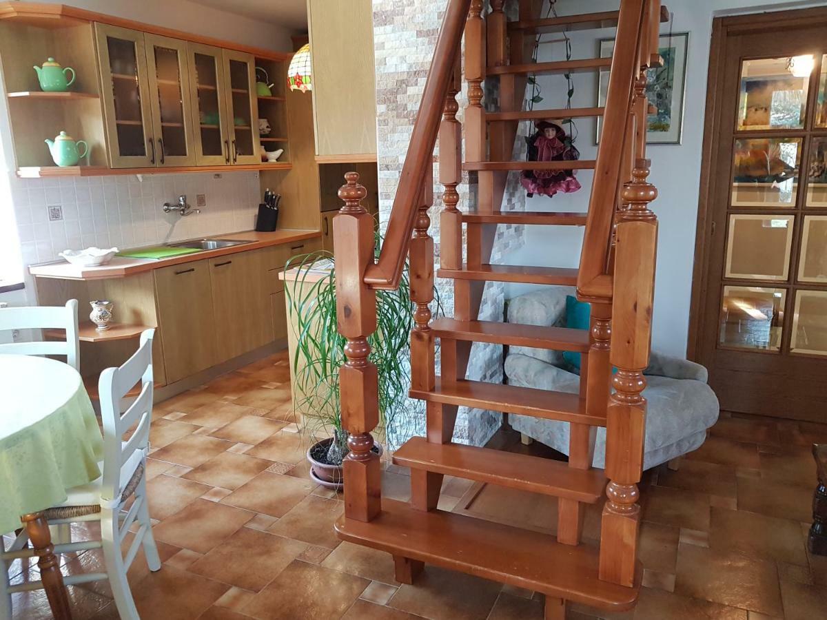 Apartment Slavi Випава Екстериор снимка