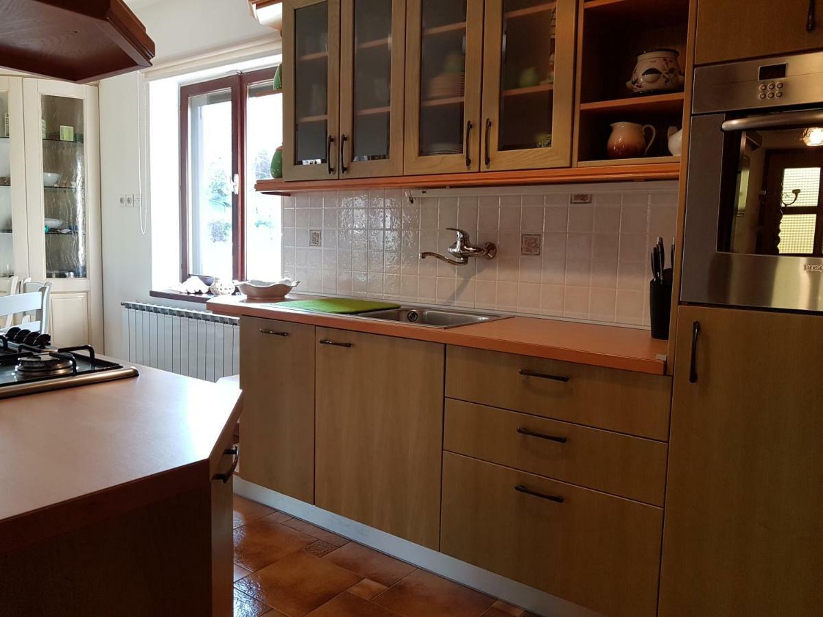 Apartment Slavi Випава Екстериор снимка