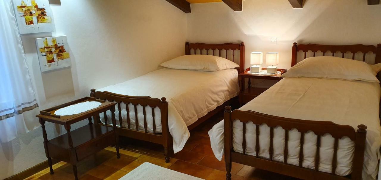 Apartment Slavi Випава Екстериор снимка
